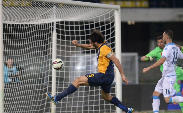 Verona-Napoli 2-0, la doppietta di Toni