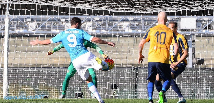 Verona-Napoli 0-2, Higuain