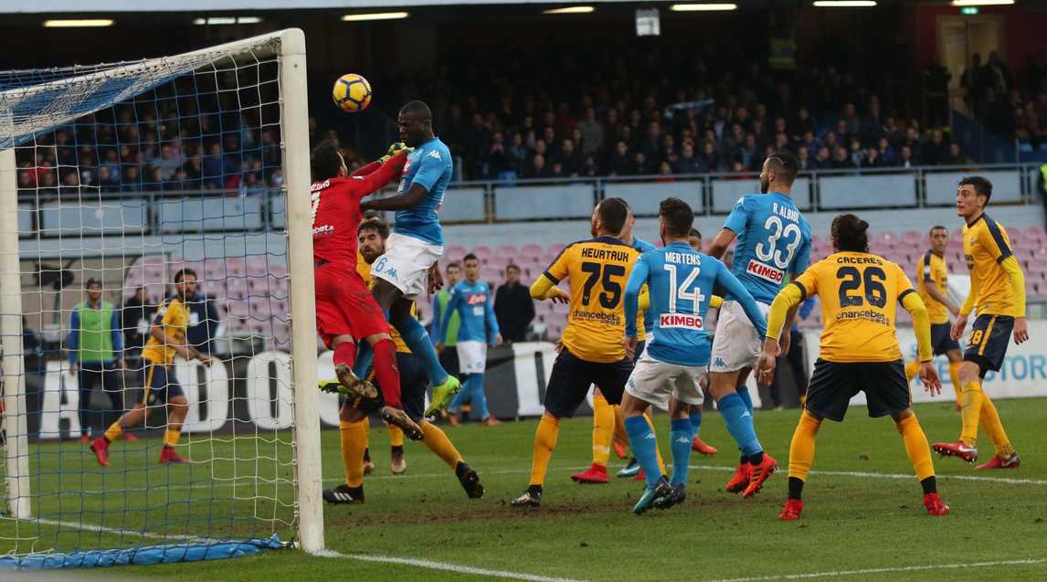 Napoli-Verona 2-0: goal Koulibaly Callejon e gli azzurri volano - NAPOLI CALCIO